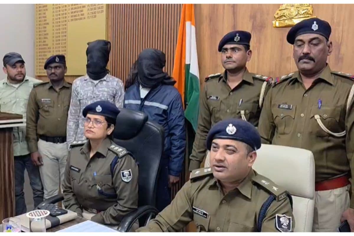 सीवान में डॉक्टर से 10 लाख की रंगदारी मांगने वाले दबोचे गए, एसपी ने किया बड़ा खुलासा