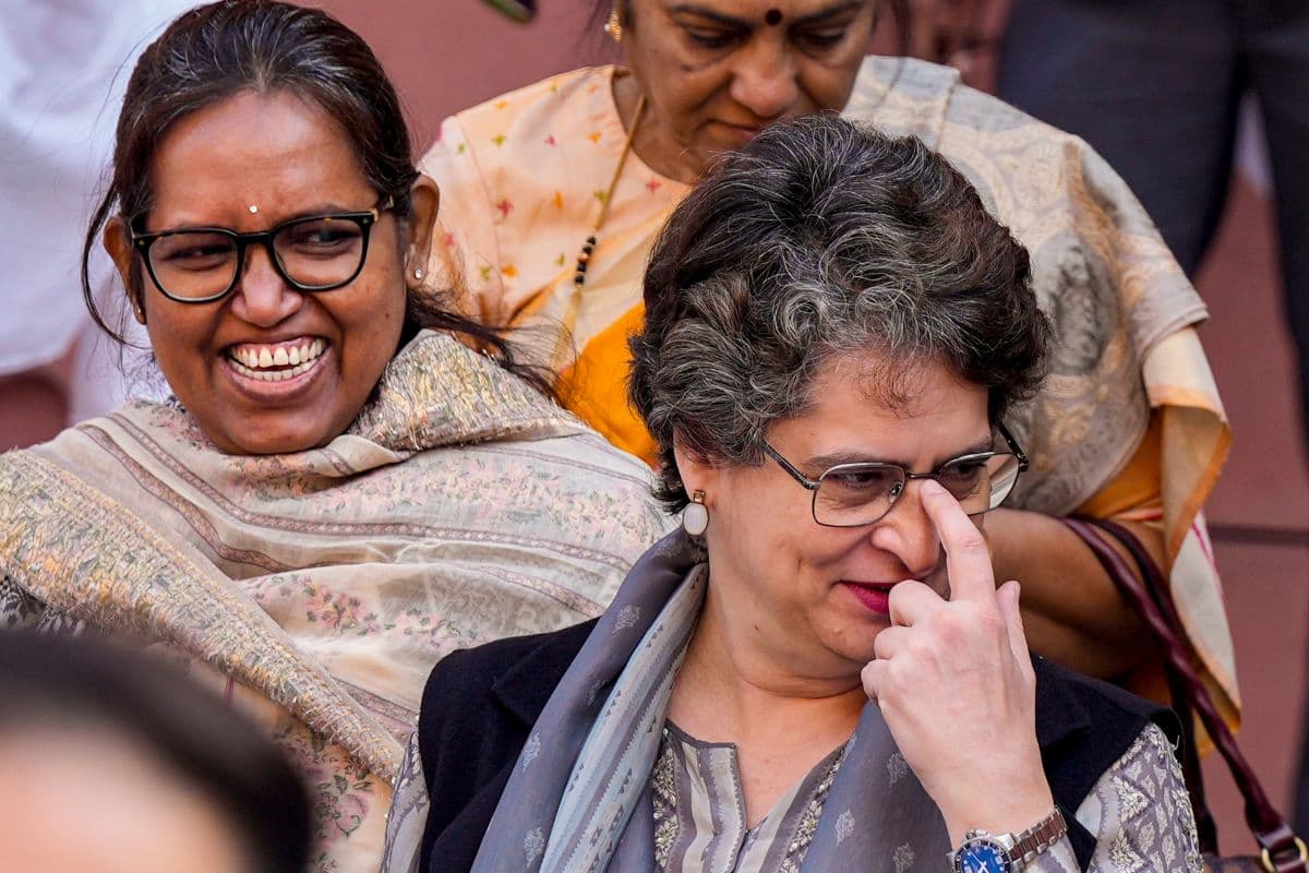 प्रियंका गांधी का पीएम मोदी पर कटाक्ष, कहा- माचो मैन, देखें वीडियो