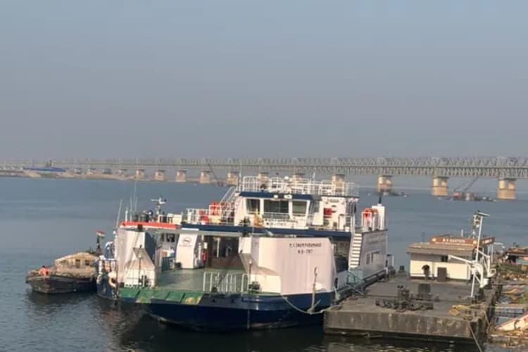 50 लाख खर्च कर चमकाया गया पटना का क्रूज, दीघा से मीनार घाट तक चलेगा, 40 मिनट का सफर होगा