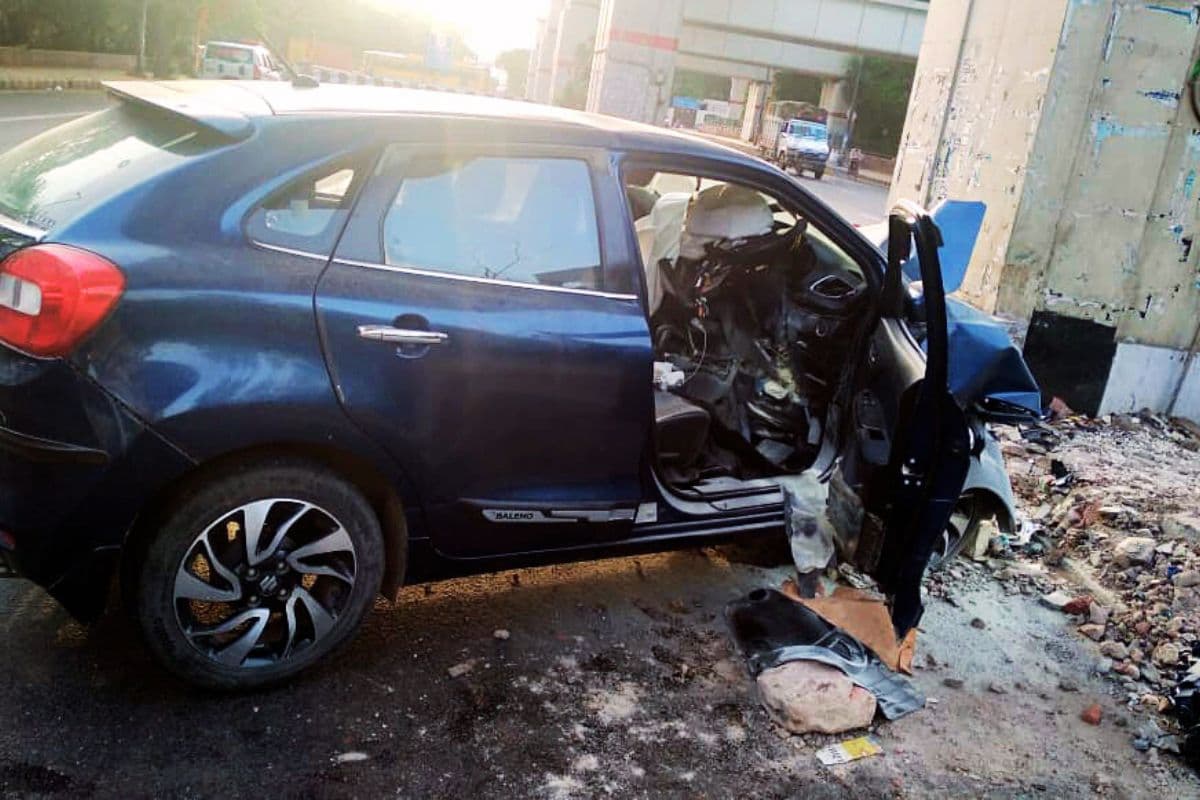 दिल्ली में फुटपाथ पर चढ़ी SUV, बंगाल के बुजुर्ग की मौत, चालक गिरफ्तार