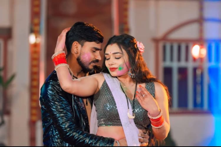 ‘देवरे लगा के भागल बा’ रिलीज, होली में  शिवांगी का देवर संग तकरार