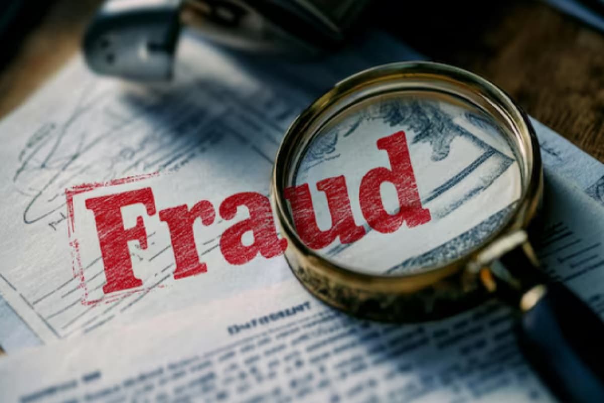 रेलवे में नौकरी का झांसा देकर 6 लोगों से 40.47 लाख की ठगी, धनबाद में दो गिरफ्तार