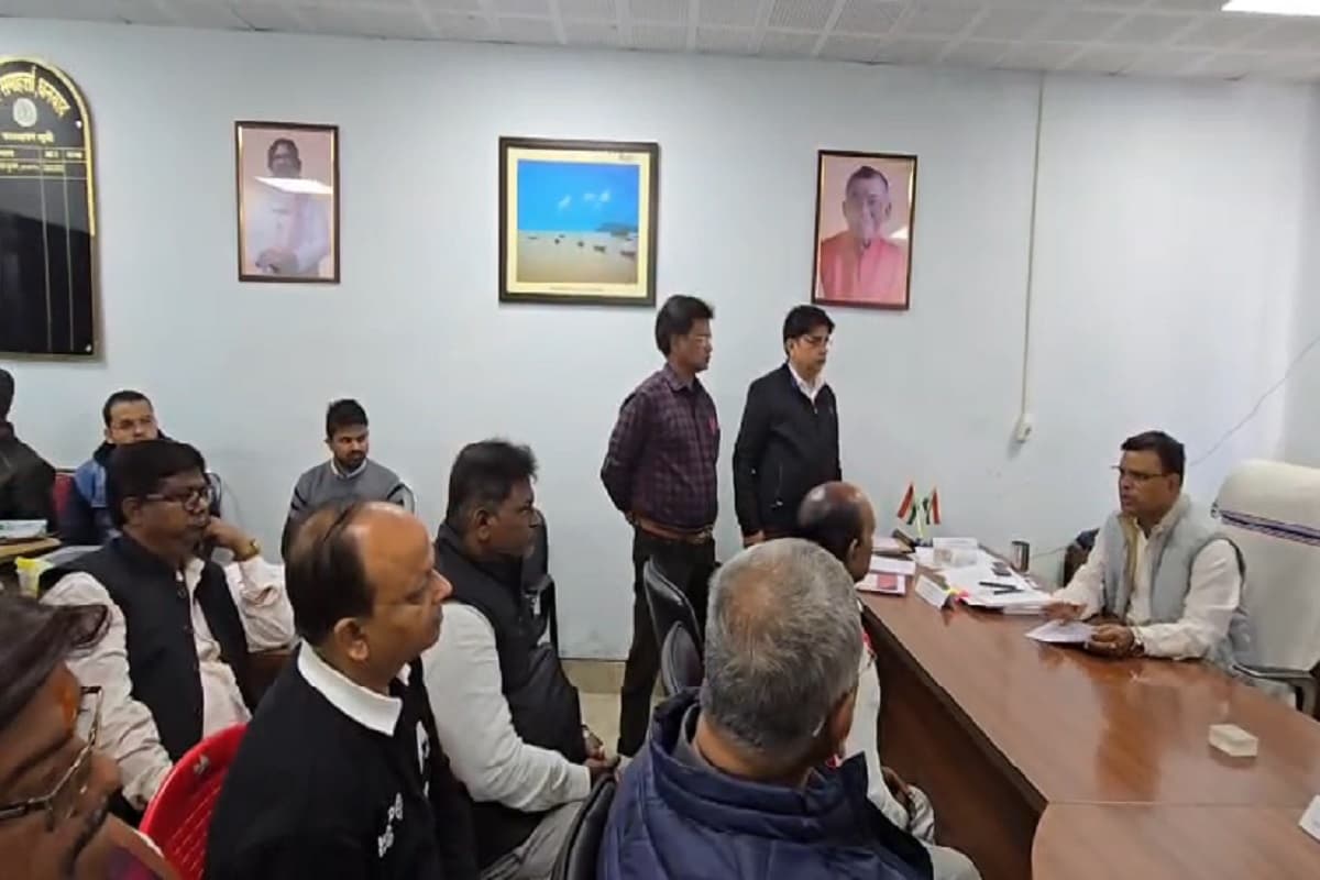 किसी को एसी तो किसी को मिला कंप्यूटर माउस, धनबाद में मेयर प्रत्याशियों का चुनाव चिह्न