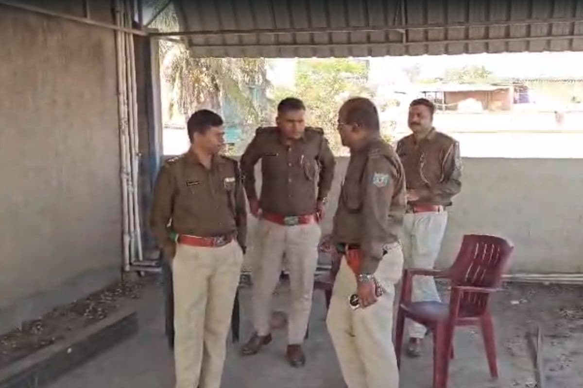 कुख्यात प्रिंस खान के वासेपुर वाले घर पर कुर्की-जब्ती, बड़ी संख्या में पुलिस बल तैनात