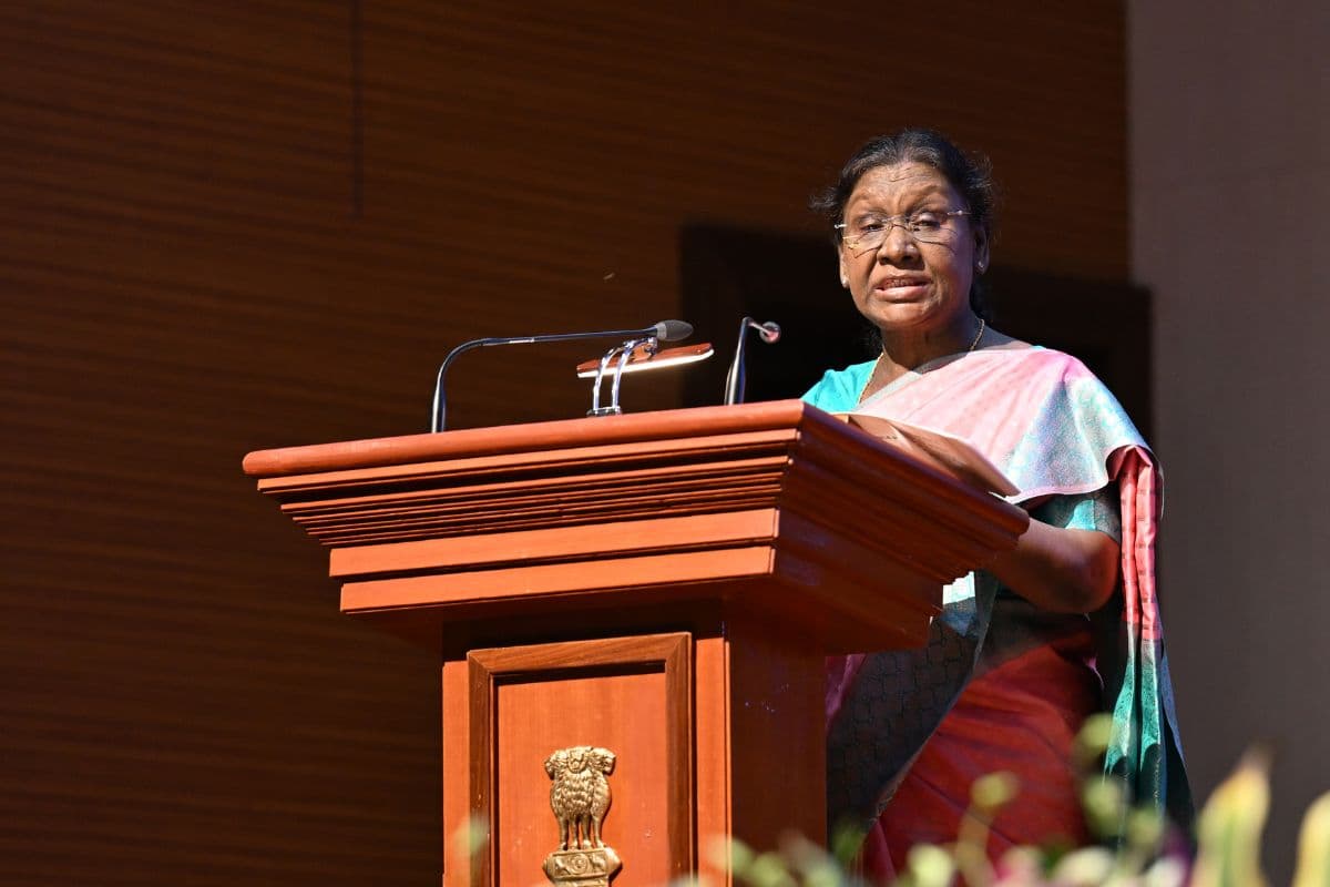 जमशेदपुर में राष्ट्रपति द्रौपदी मुर्मू का आगमन, 26 फरवरी को रखेंगी भव्य श्री जगन्नाथ मंदिर की आधारशिला