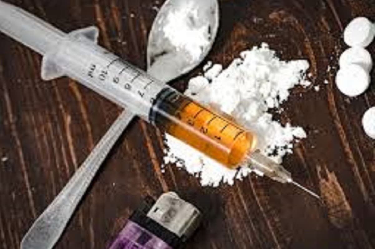 आम नहीं अब ड्रग का अड्डा बन रहा मालदा, बच्चे से महिला तक तस्कर गिरोह में शामिल