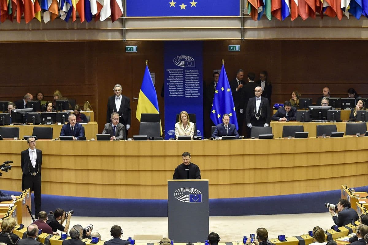 रूस-यूक्रेन युद्ध 5वें साल में: मॉस्को पर नए प्रतिबंध नहीं लगा पाया EU, दो देशों ने लगाया अड़ंगा, कारण क्या?