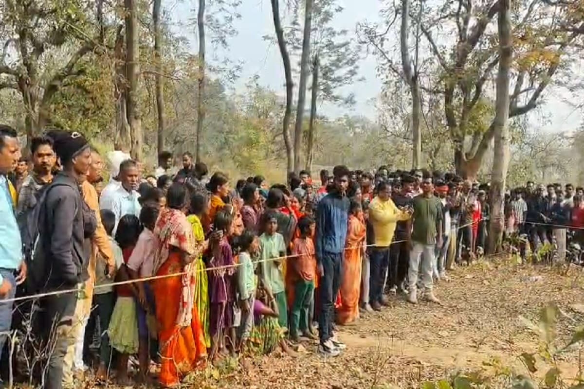 गिरिडीह में जेएमएम के नेता राकेश महतो की हत्या, कॉलेज के पास मिला शव