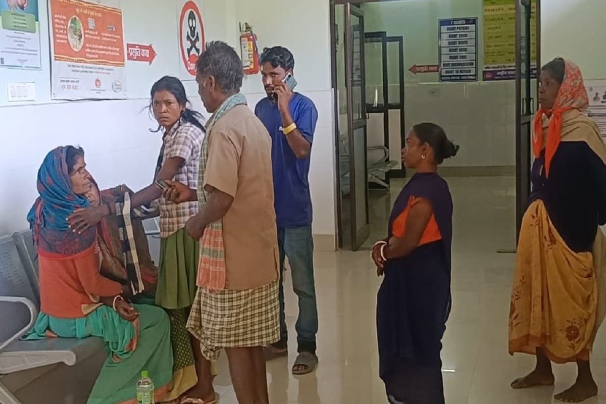 गुमला के बसिया में स्कूली बच्चों का ऑटो पलटा! एक बच्ची की मौत, दूसरी गंभीर