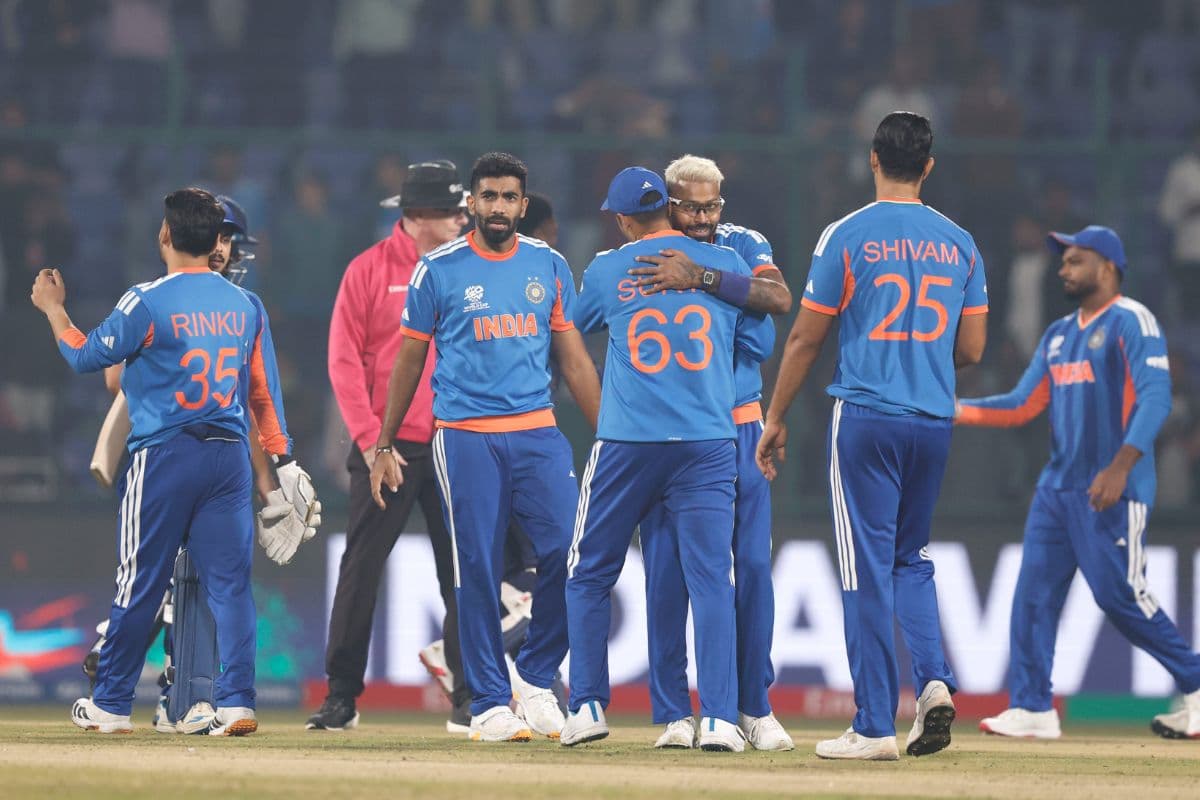 ये क्या फिर वही हो गया, मतलब इंडिया जीत रहा है T20 वर्ल्ड कप फाइनल