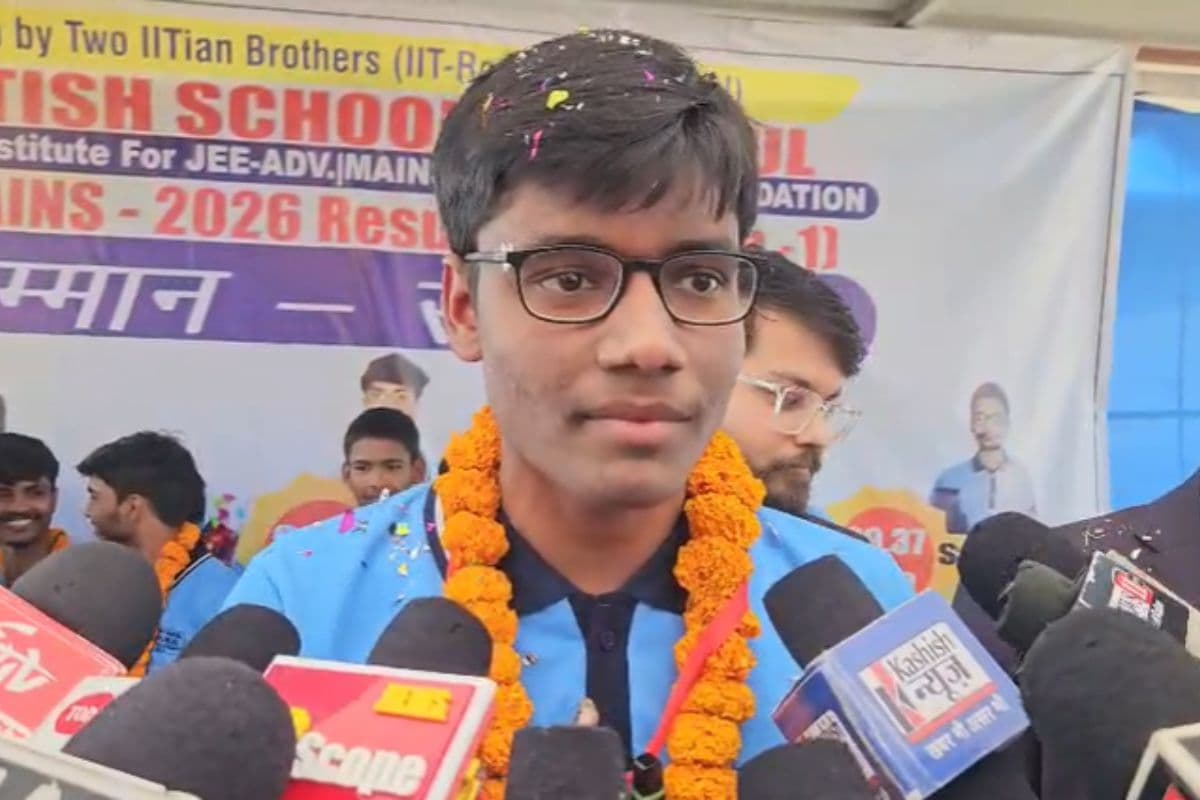 'कोचिंग रास्ता दिखाती, सेल्फ स्टडी मंजिल तक पहुंचाती', टॉपर शुभम ने खुद बताई सक्सेस की स्ट्रैटेजी