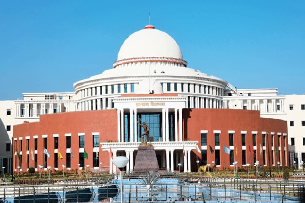 पेपरलेस कैसे होगी झारखंड विधानसभा? ट्रेनिंग के पहले ही दिन 35 माननीय रहे गायब