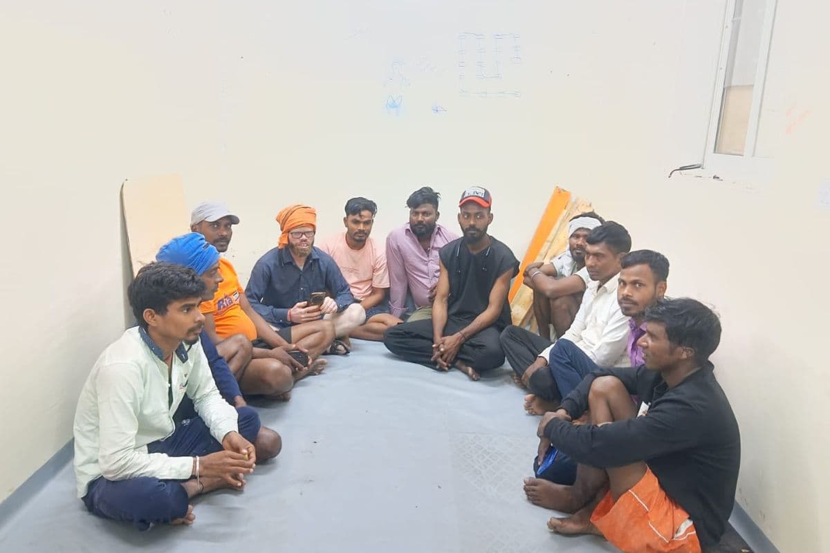 दुबई में कैद झारखंड के 14 मजदूर, पेट की आग बुझाना भी हुआ मुश्किल, सरकार से वतन वापसी की गुहार