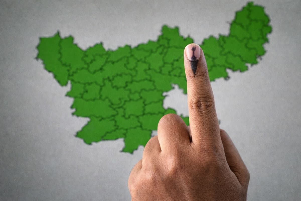 झारखंड के छोटे शहरों में 17 र्निदलीयों का बोलबाला, 10 पर भाजपा और 9 पर झामुमो ने खाता खोला