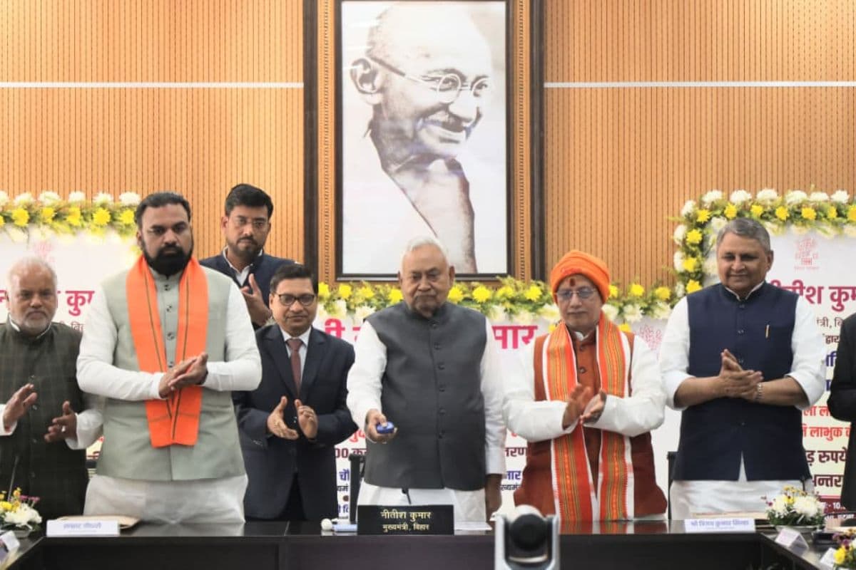 बिहार की 25 लाख महिलाओं को मिले 10-10 हजार रुपए, टोटल 2500 करोड़ की राशि ट्रांसफर