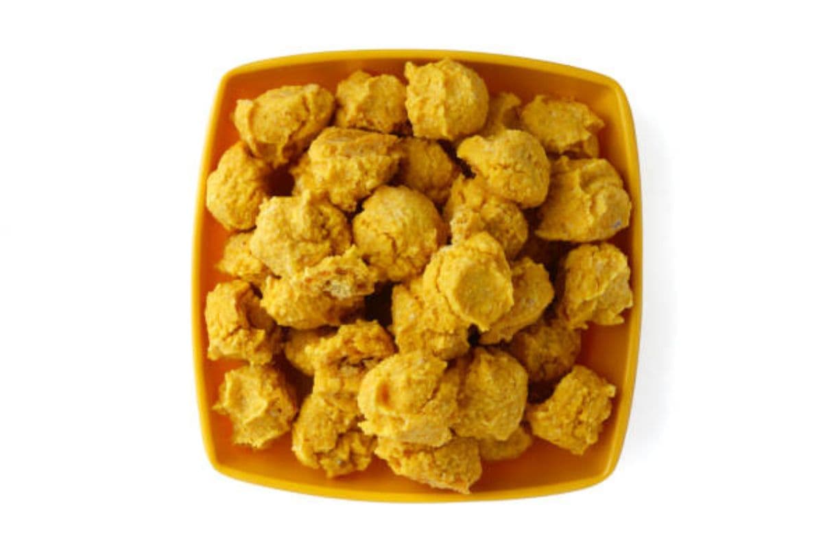 स्नैक्स में जरूर ट्राई करें मूंग दाल मंगोड़ी, खूब पसंद आएगा स्वाद