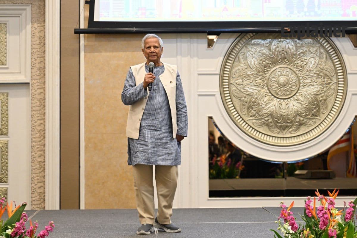 मोहम्मद युनूस ने 7 सिस्टर्स को संप्रभु राष्ट्र बताने की कोशिश कर क्या साबित करने की कोशिश की ?