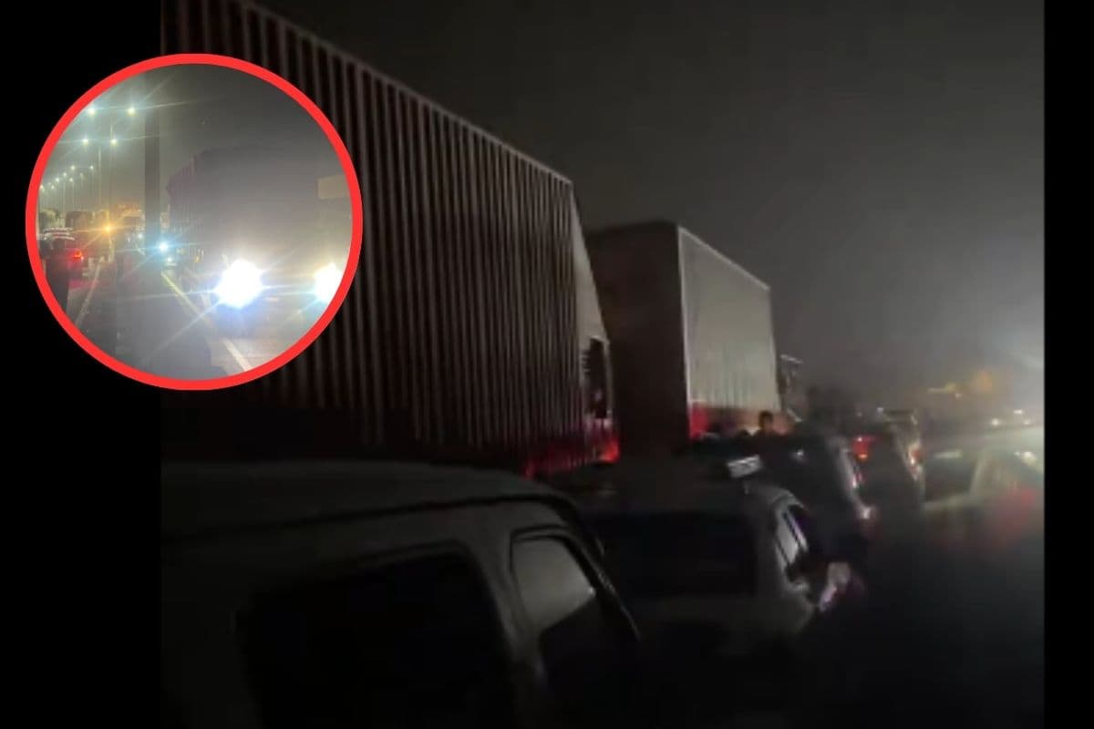 Mumbai-Pune Expressway : गैस टैंकर पलटने से लगा घंटों जाम, शौचालय के लिए भटकते रहे लोग Mumbai-Pune Expressway : गैस टैंकर पलटने से लगा घंटों जाम, शौचालय के लिए भटकते रहे लोग