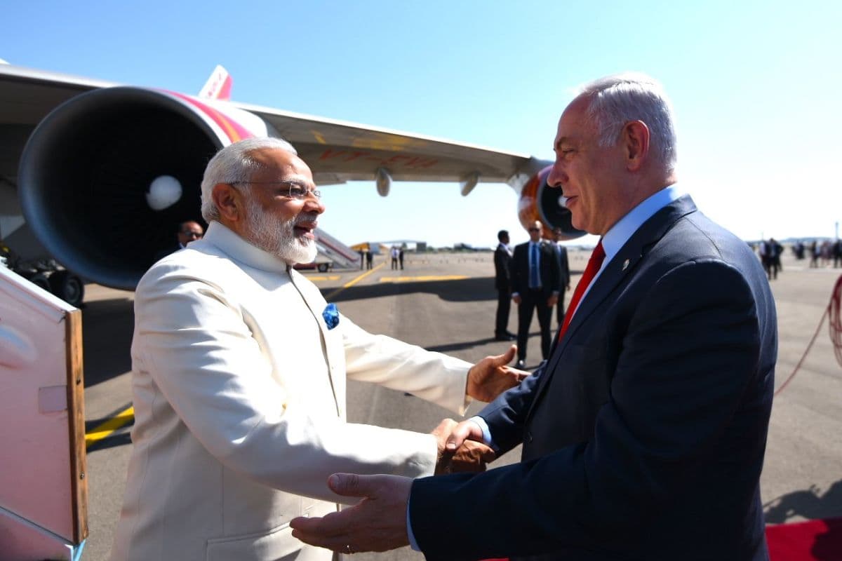 पीएम मोदी इजरायल दौरा: तिरंगे में रंगी संसद में देंगे भाषण, अखबार बोला नमस्ते, किन मुद्दों पर होगी बात