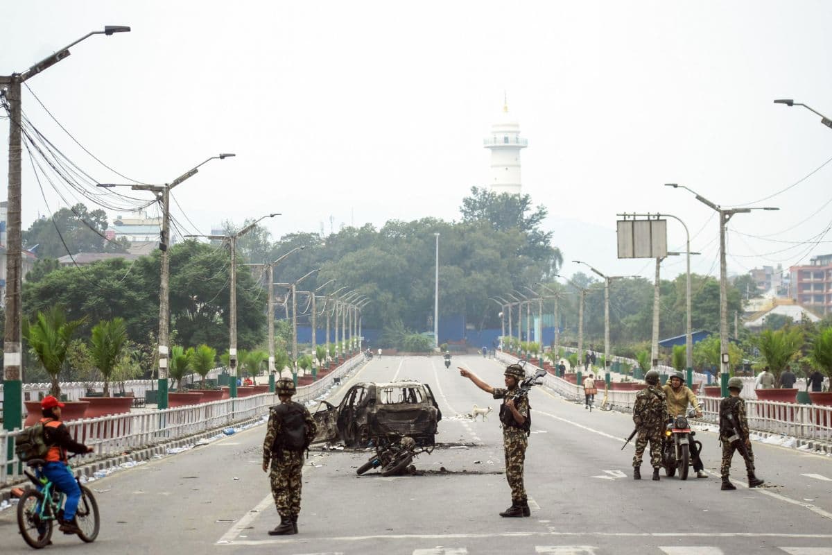 बारात, डीजे और मस्जिद... नेपाल के मधेस इलाके में चुनाव से पहले बवाल, सांप्रदायिक झड़प के बाद लगा अनिश्चितकालीन कर्फ्यू