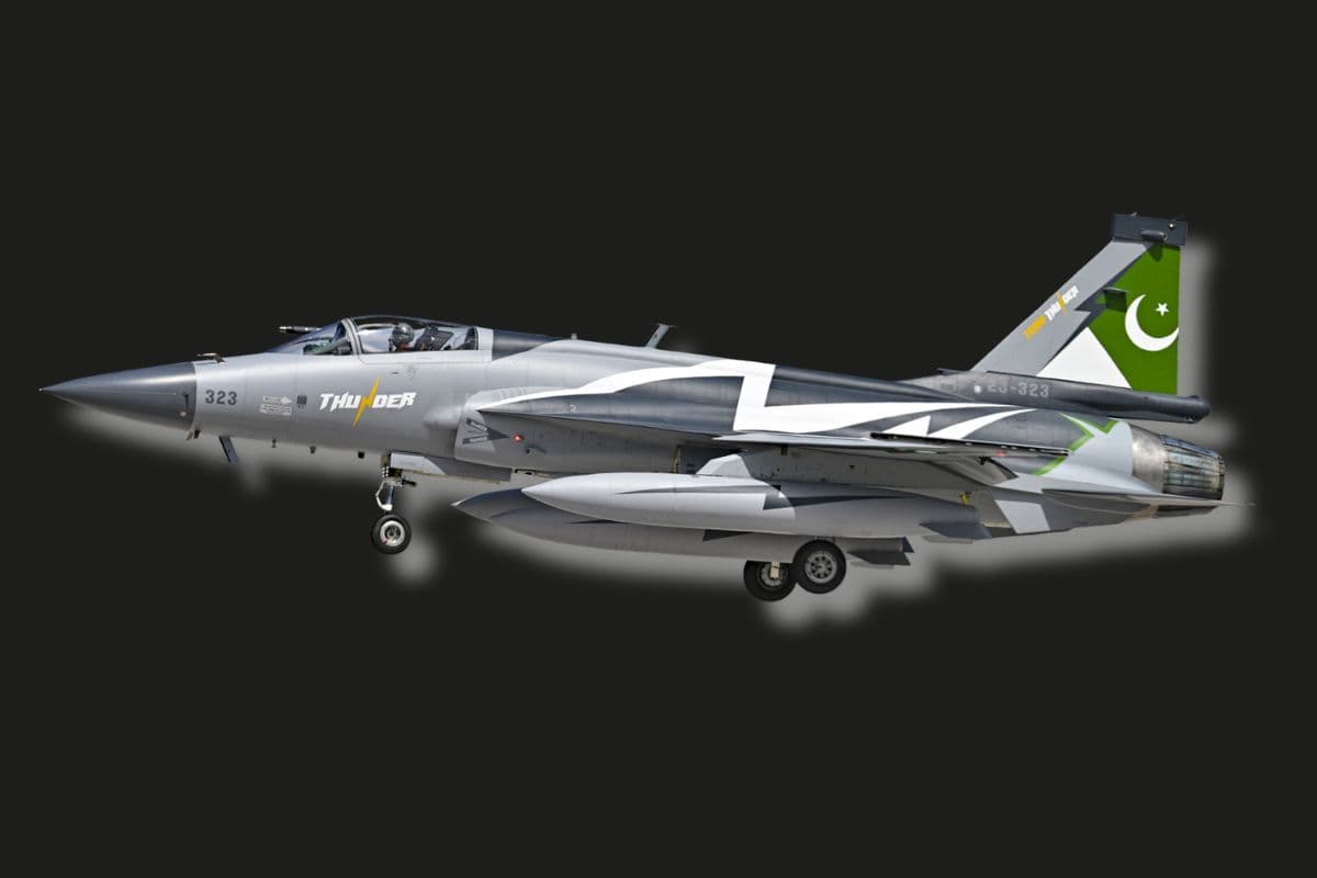 पाकिस्तान से 24 JF-17 फाइटर जेट डील पर चर्चा, यह मुस्लिम देश खर्च करेगा 90 करोड़ डॉलर