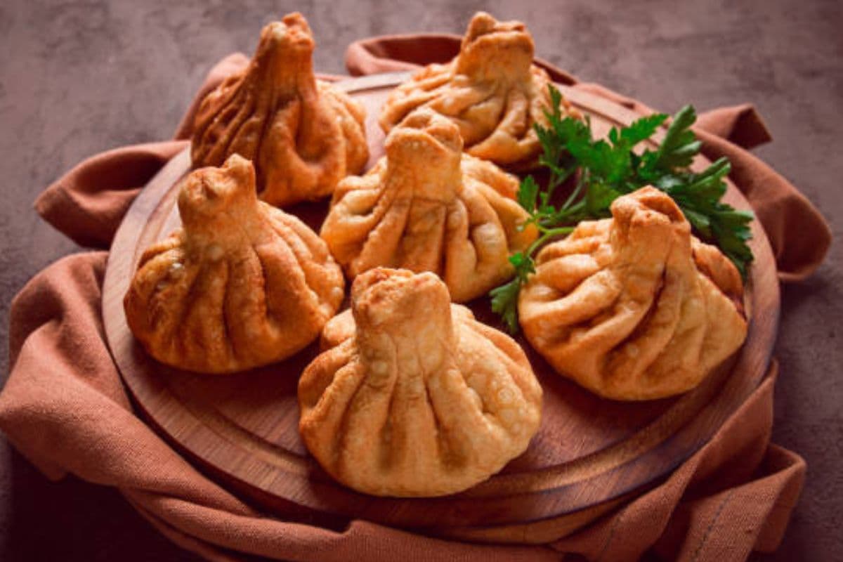 शाम की चाय के साथ ट्राई करें मजेदार पोटली समोसा