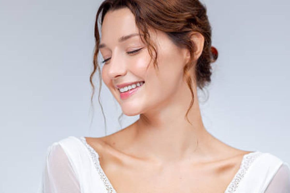 मिनटों में इंस्टेंट ग्लो के लिए आजमाएं ये आसान ब्यूटी हैक्स