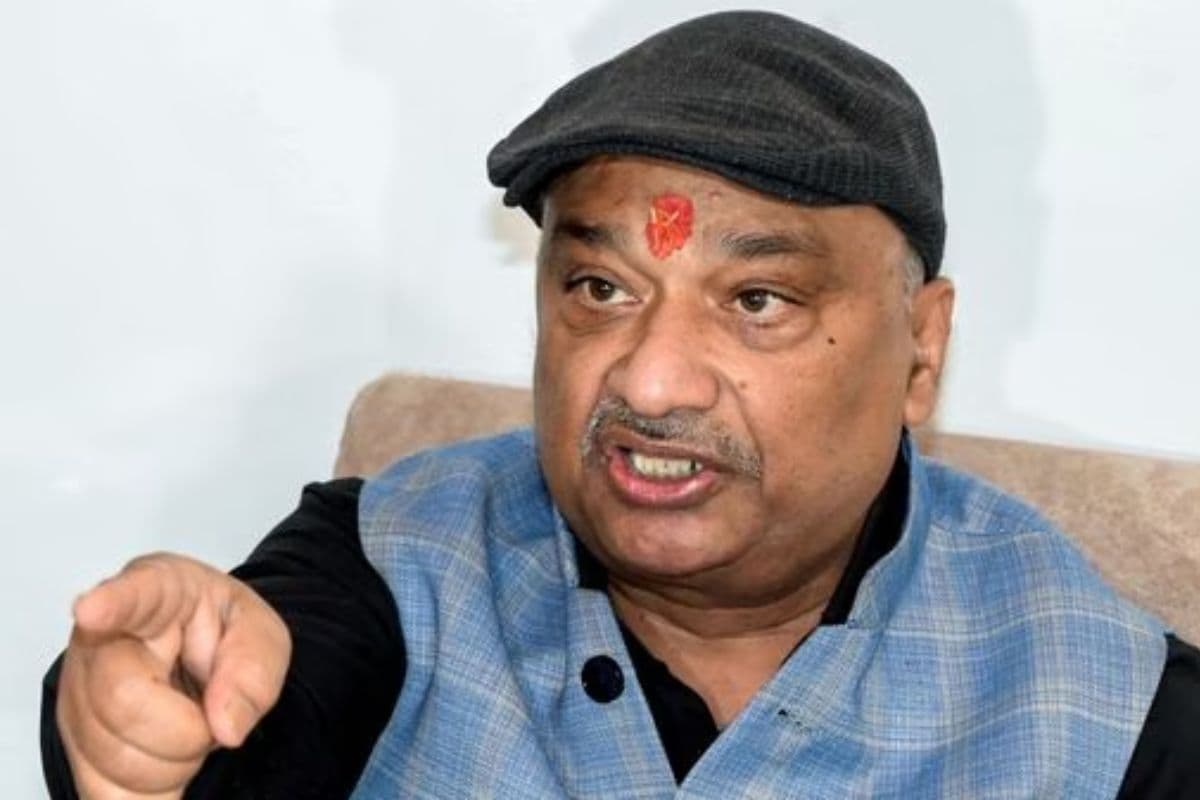 तेजप्रताप के आरोपों पर भड़के सुनील सिंह, बोले- हम गुलाब फेंकने वाले नहीं हैं, बोल्डर फेकेंगे