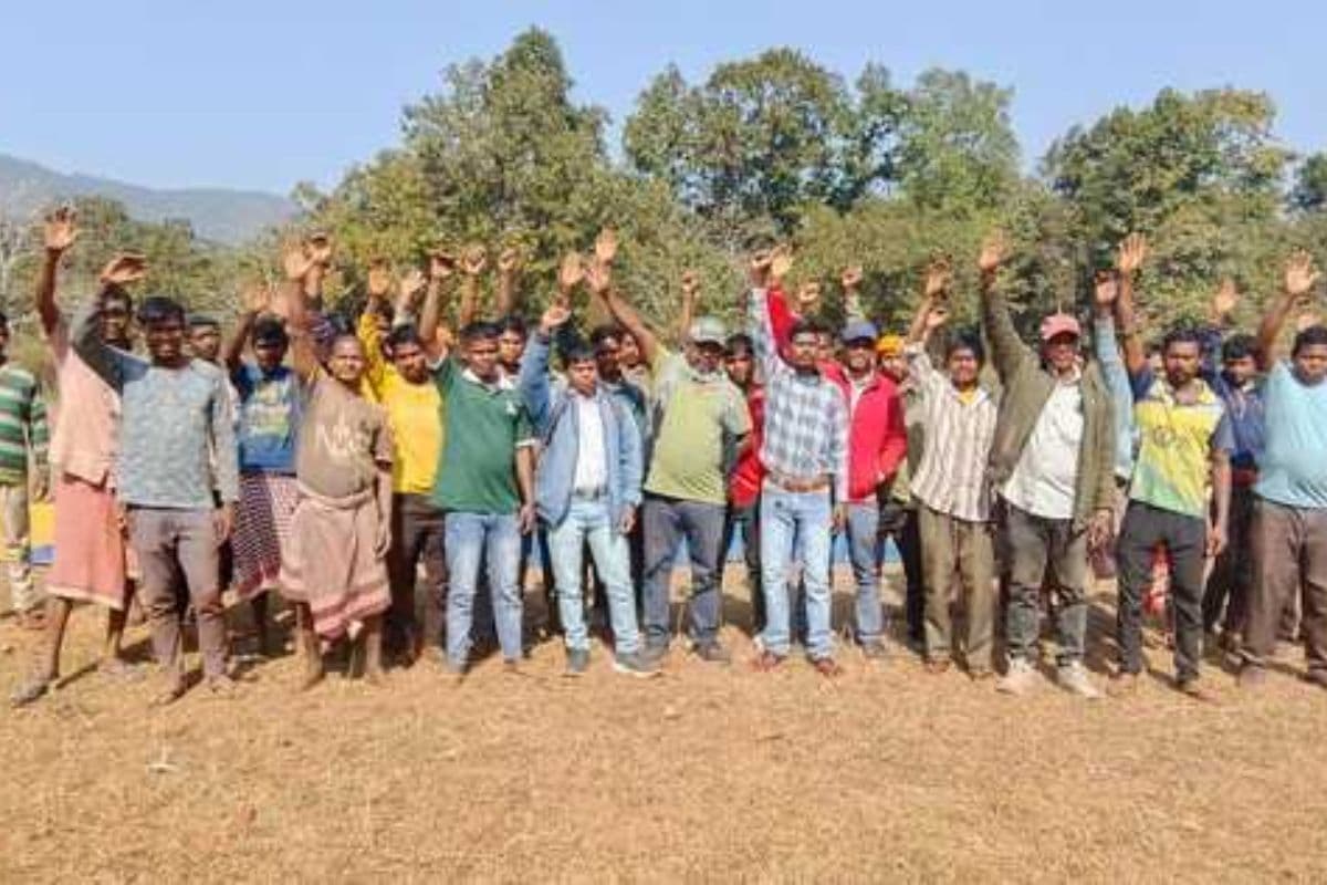 राजाबुरु खदान में स्थानीय लोगों को रोजगार नहीं मिलने से आक्रोश, चक्का जाम की चेतावनी