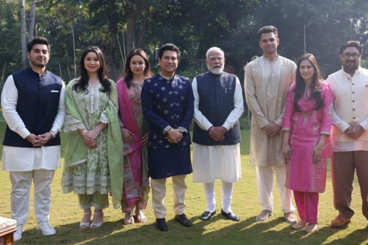 PM Modi, सोनिया गांधी से मिले सचिन तेंदुलकर; अर्जुन की शादी का दिया न्योता