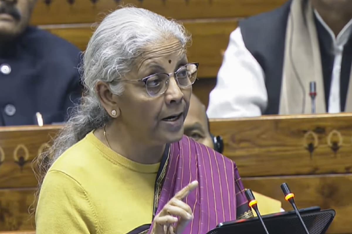 Union Budget 2026: नौकरी-पेशा लोगों को झटका, बजट में टैक्स से छूट नहीं