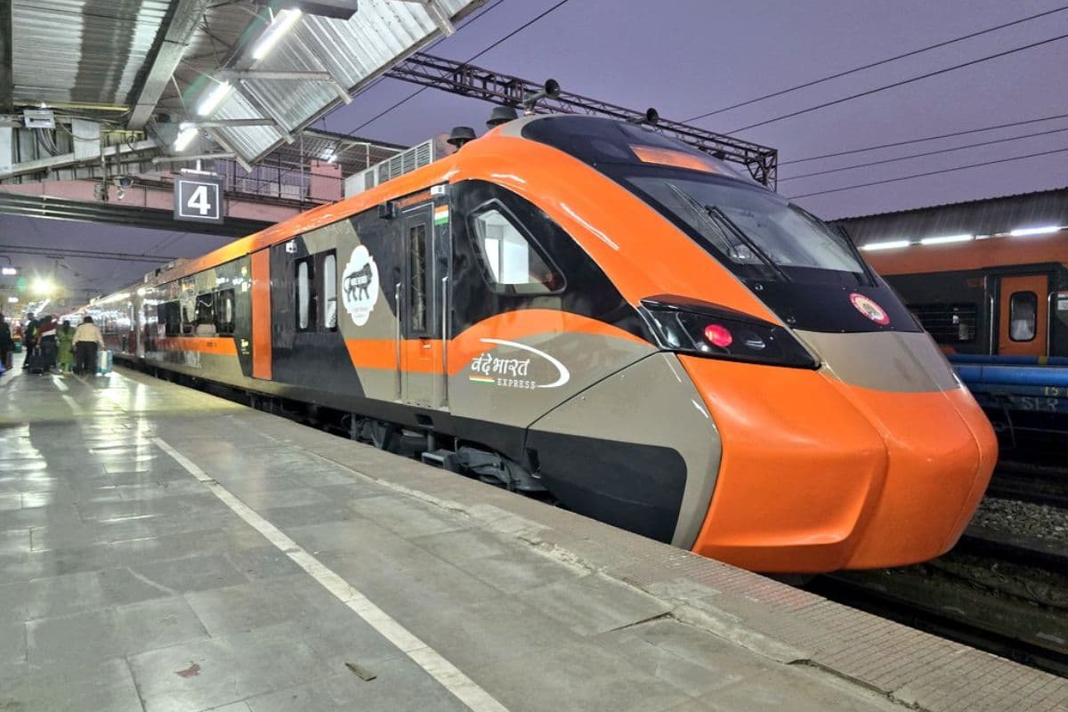 वंदे भारत में AC चेयर कार का किराया चीन, जापान से भी कम, रेल मंत्री का खुलासा
