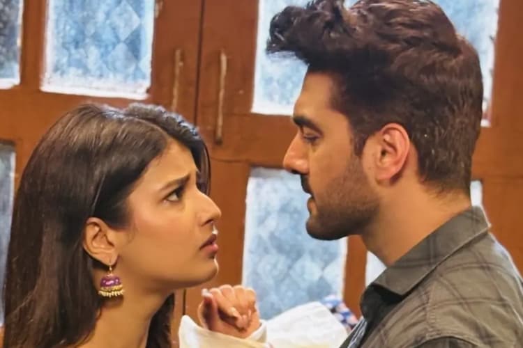 अरमान की धमकी पर अभीरा का पलटवार, पोद्दार हाउस में मचा बवाल