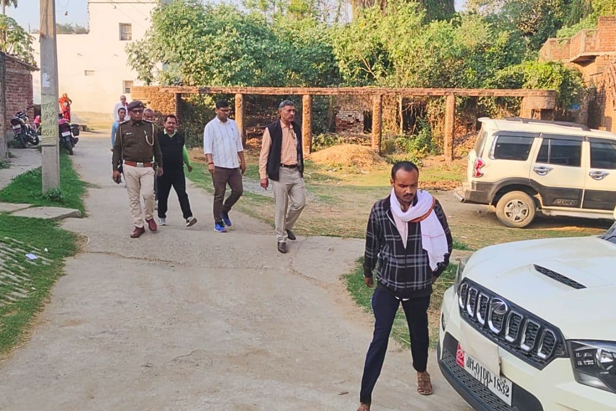 पटना हॉस्टल कांड: तीन दिन में दूसरी बार NEET छात्रा के घर पहुंची CBI की टीम, परिजनों से घंटों की पूछताछ