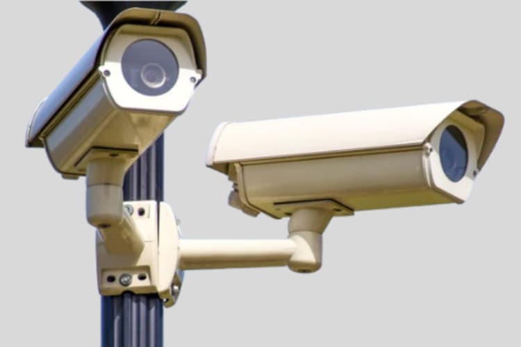 CCTV कैमरा खरीद रहे हैं? इन 4 फीचर्स के बिना सब बेकार