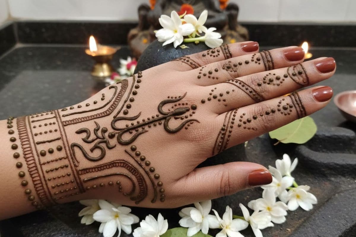 dots mehndi deisgn