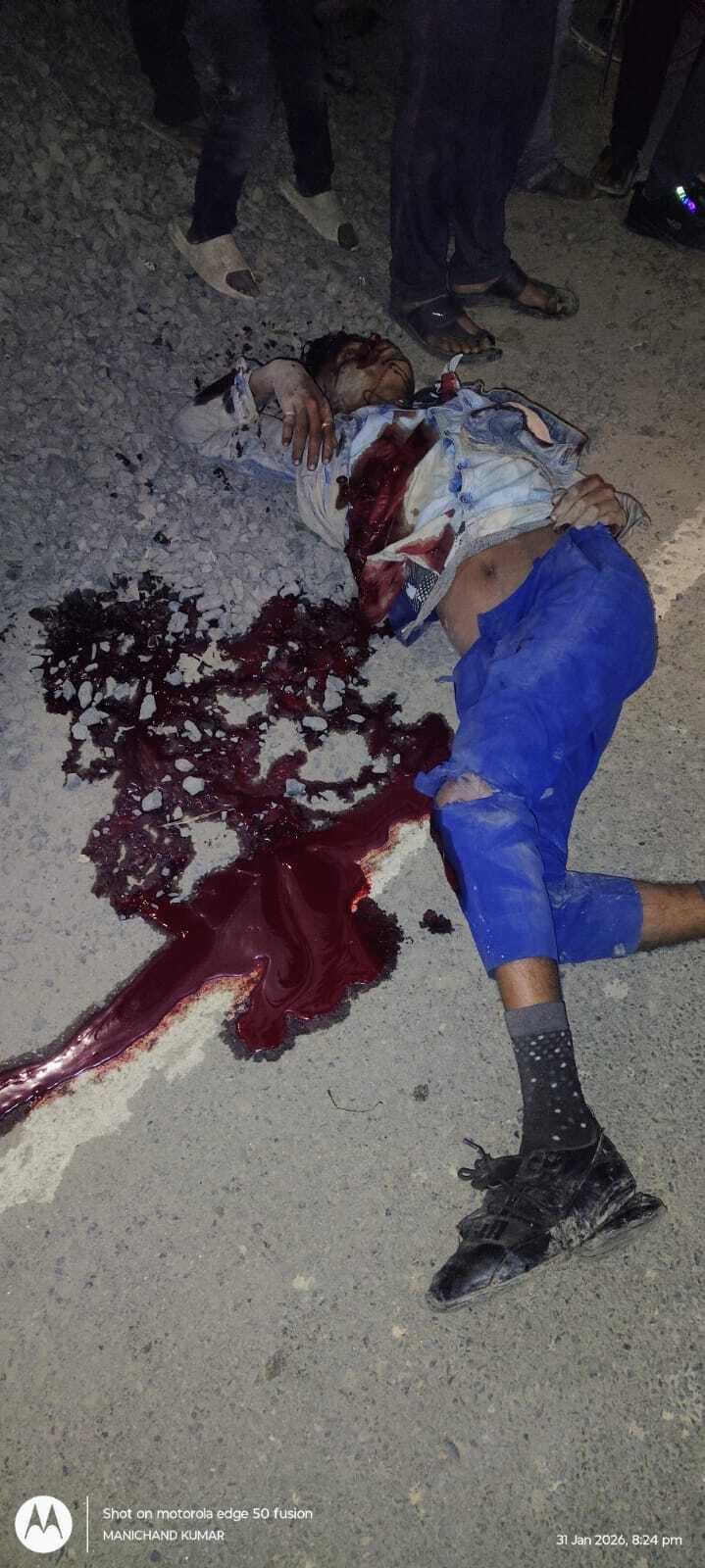 बाइक सवार युवक की सड़क दुर्घटना में मौत,  एक जख्मी