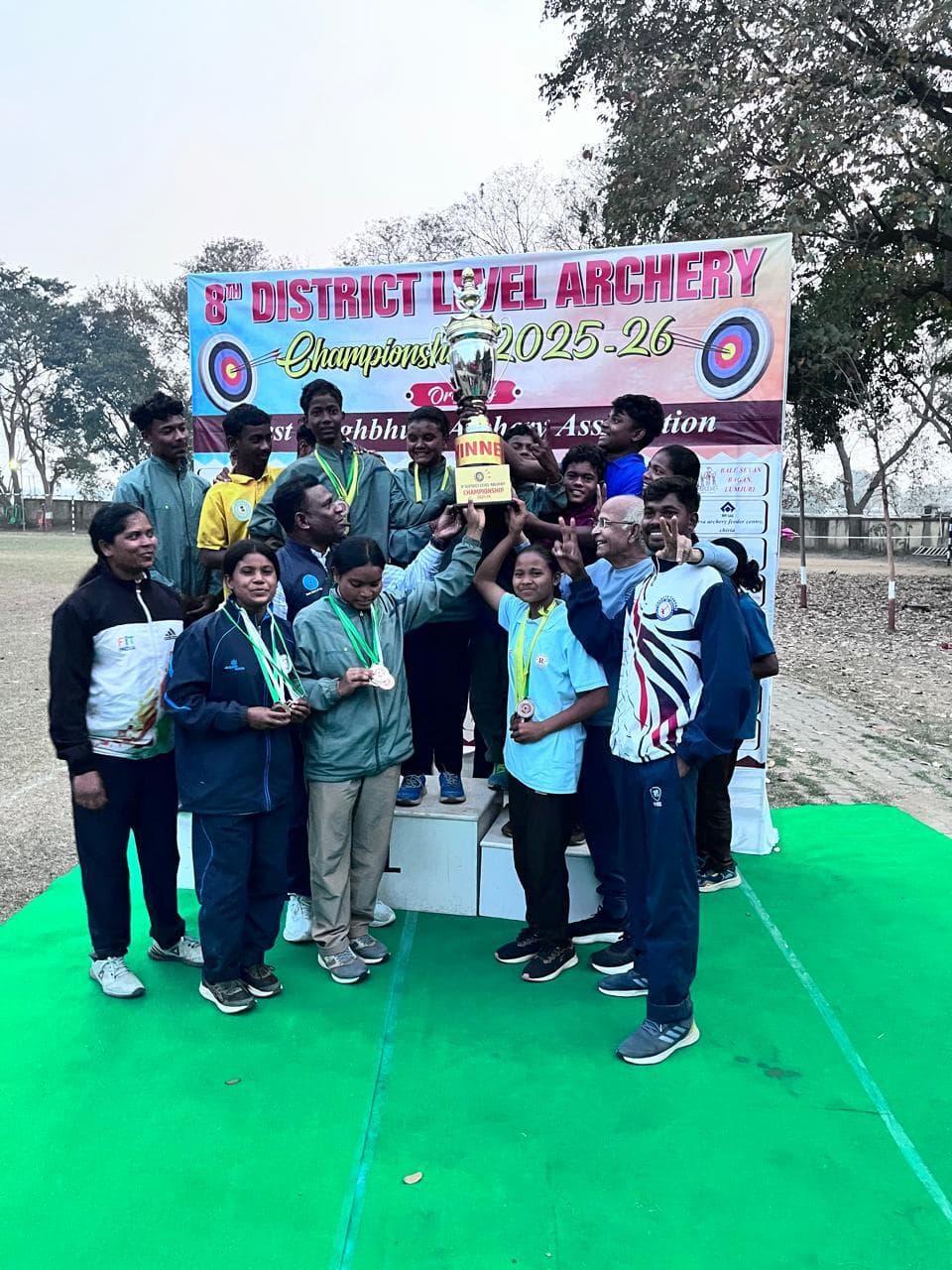Chaibasa News : तीरंदाजी में ओवरऑल चैंपियन बनी कुमारडुंगी टीम
