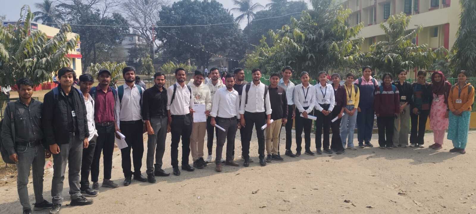 जॉब फेयर में केइसी के अंतिम वर्ष के 25 छात्रों का चयन