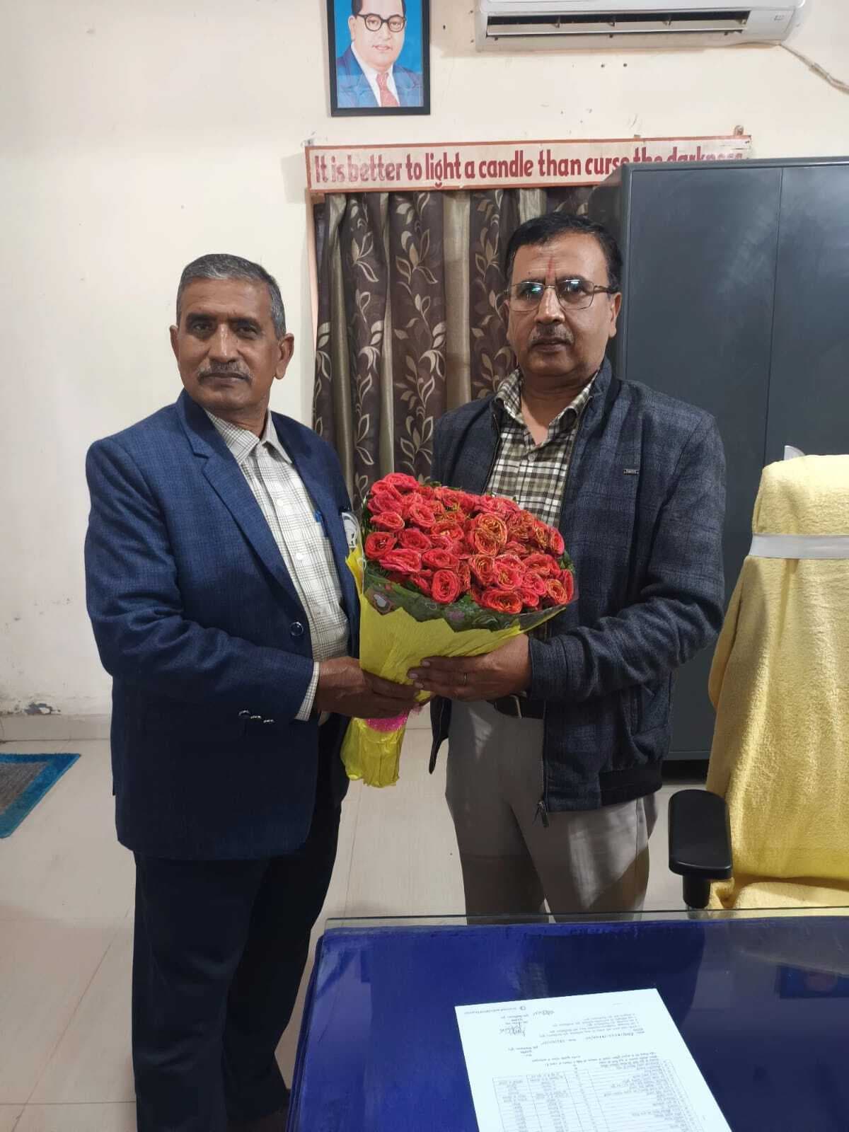 कोशी कॉलेज के प्राचार्य प्रो (डॉ) नागेंद्र कुमार शर्मा ने किया योगदान