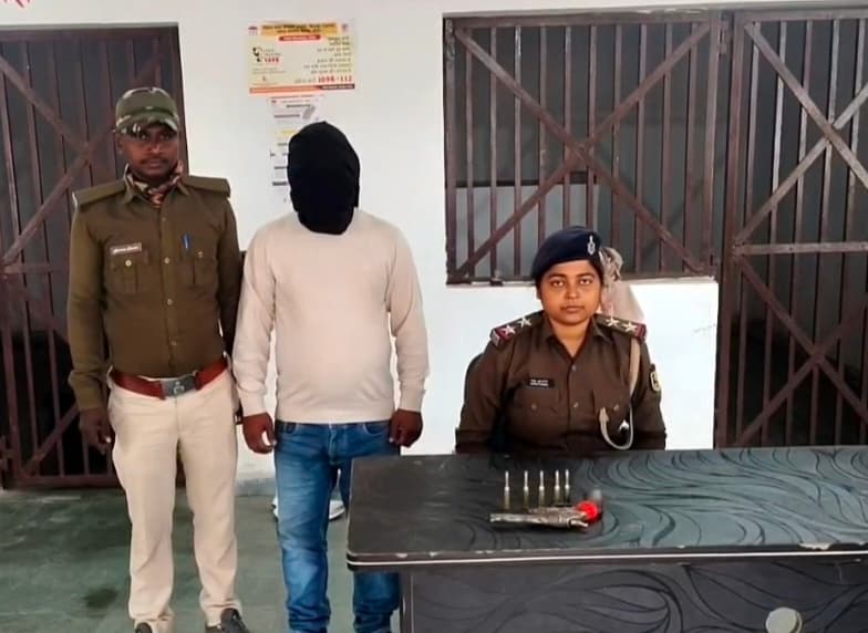 हथियार लेकर ससुराल वालों को धमकाने गया दामाद गिरफ्तार