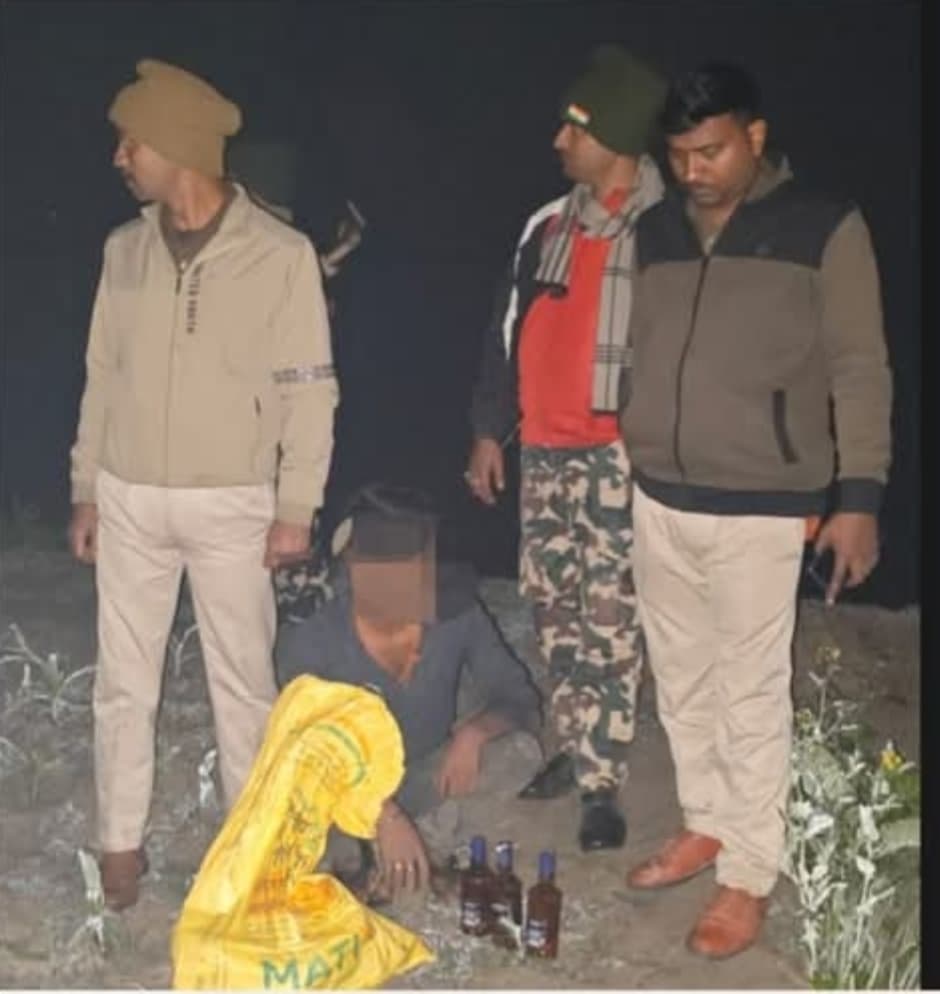 शराब के साथ एक गिरफ्तार