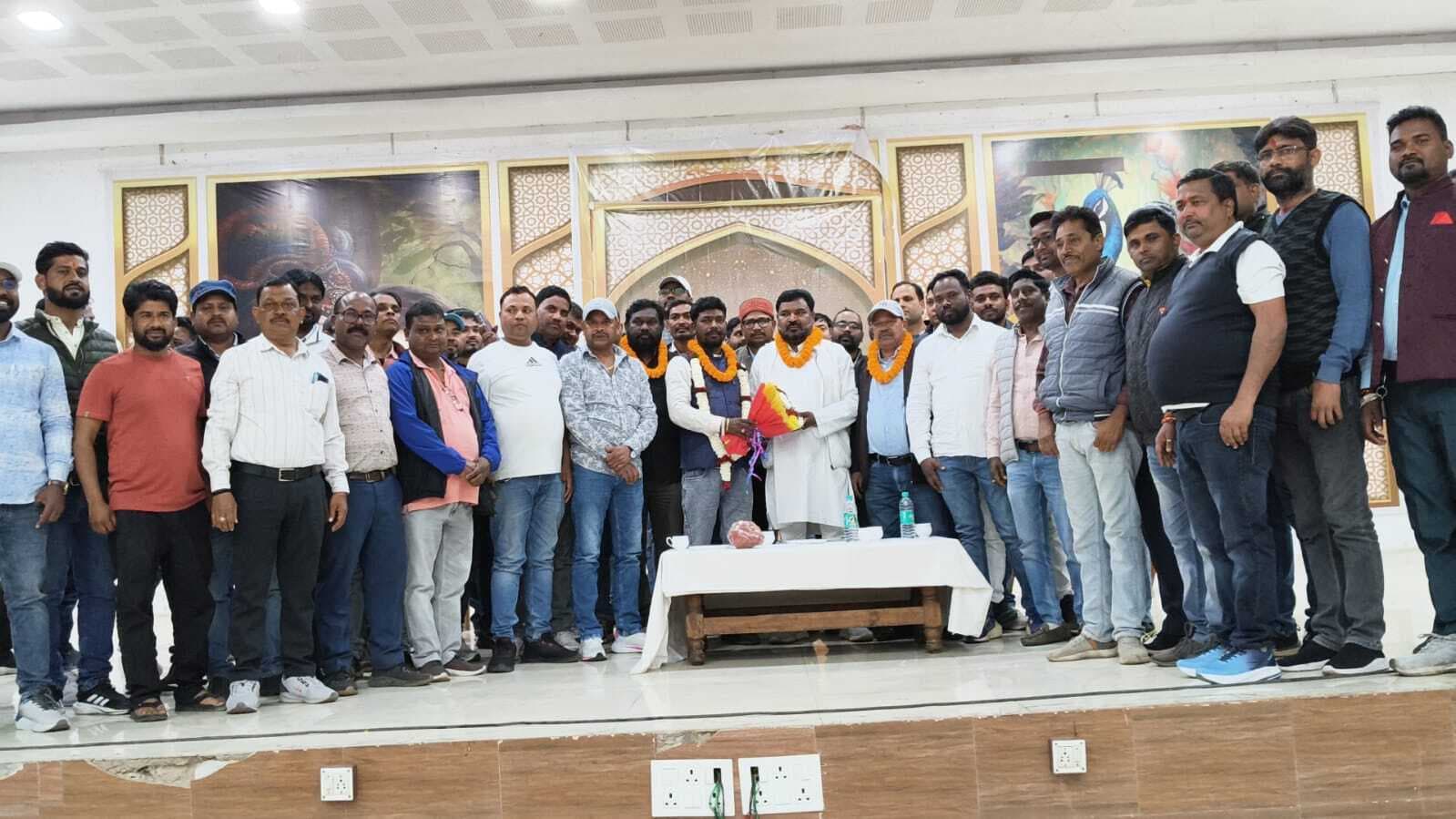 संवेदकों को दुखी रख कर क्षेत्र का विकास संभव नहीं : नागेश्वर