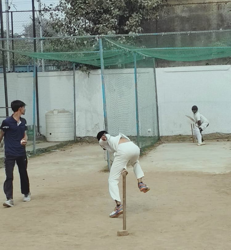 बिहार ग्रामीण क्रिकेट लीग के ट्रायल में पहुंचे 50 खिलाड़ी