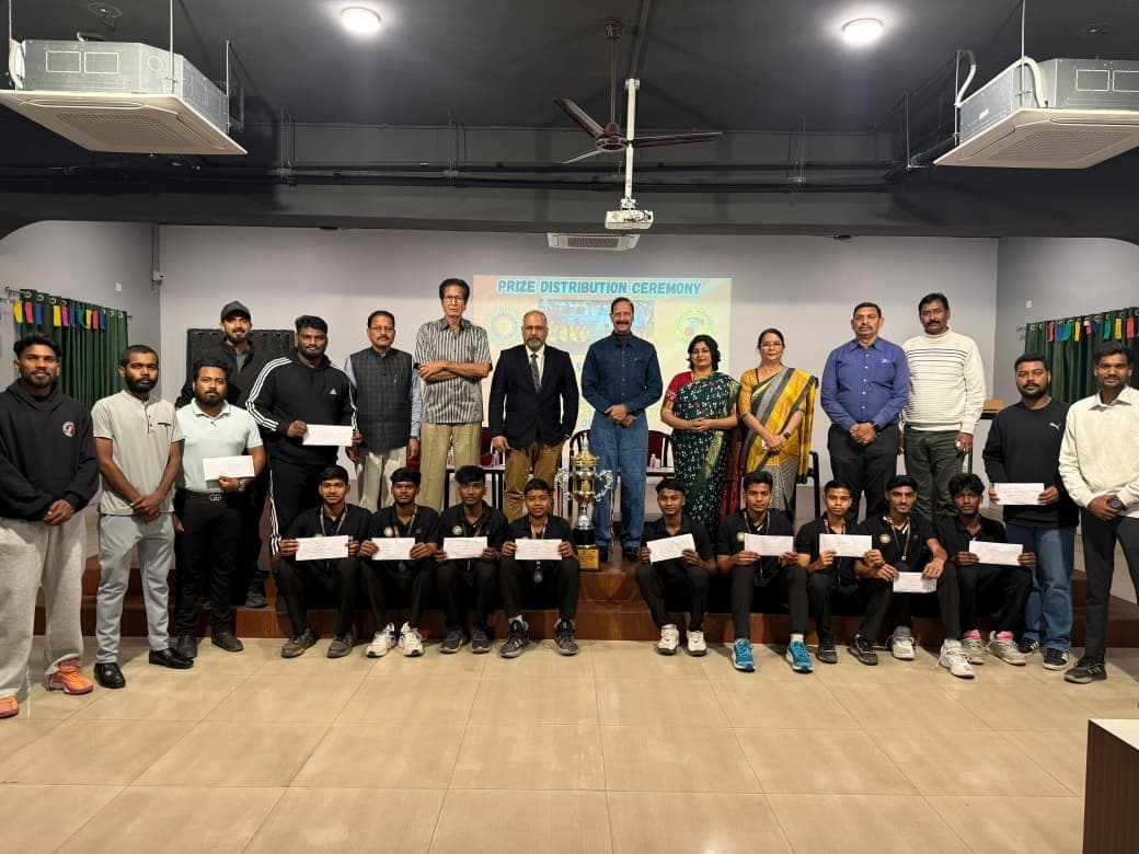 Jharkhand basket player cash reward : झारखंड बास्केटबॉल टीम के खिलाड़ियों को मिले दो लाख रुपये