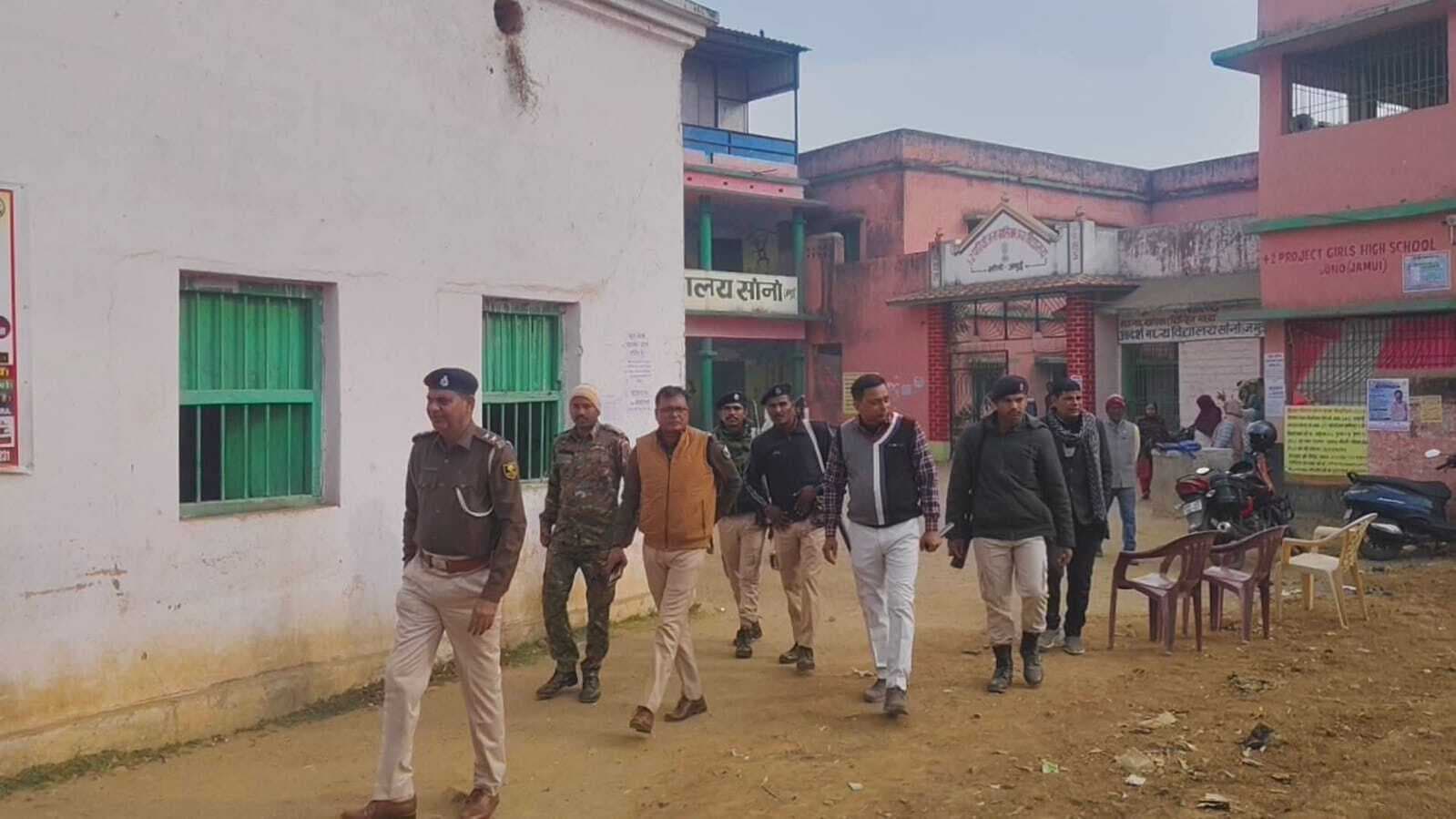 इंटर परीक्षा के पहले दिन सोनो में पांच परीक्षार्थी रहीं अनुपस्थित