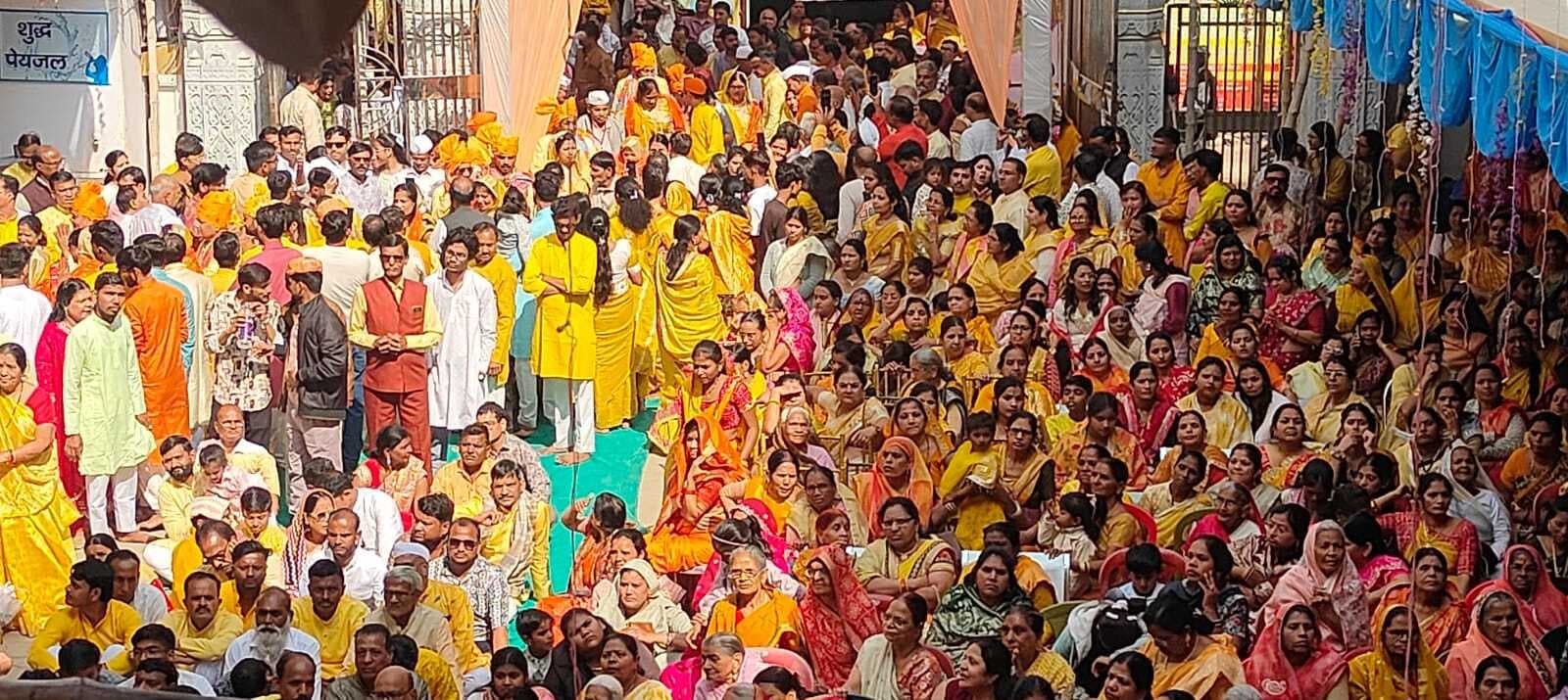 Giridih News :श्रद्धा व भक्ति के साथ निकली जिनवाणी की पालकी यात्रा