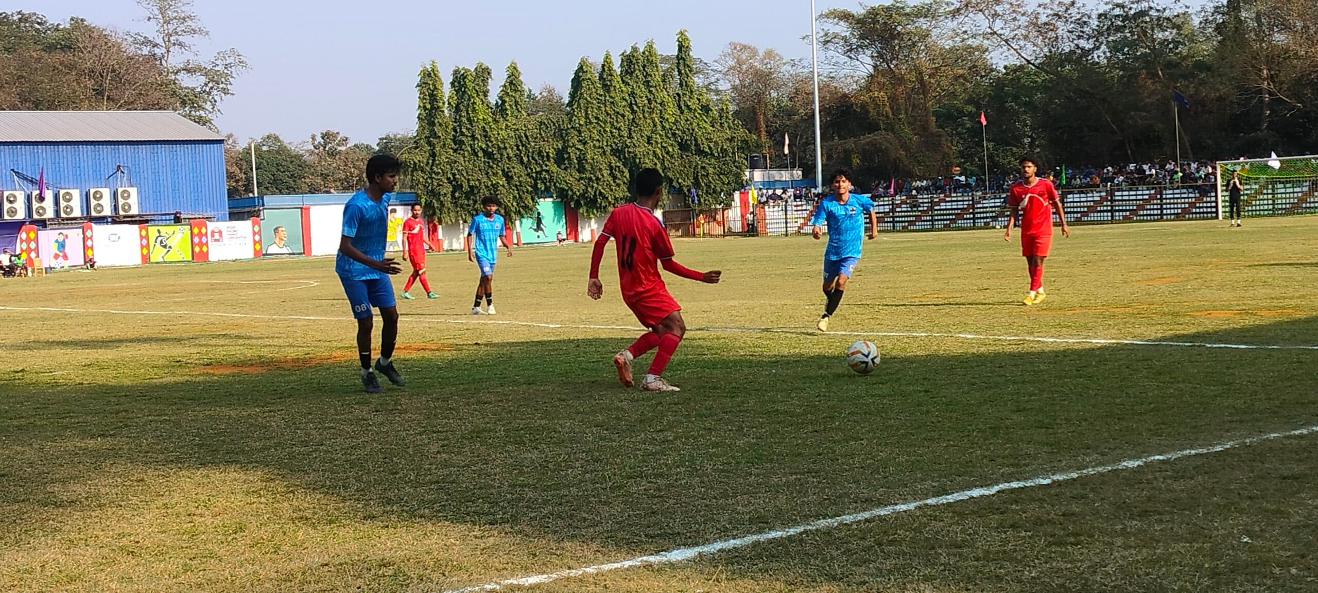 Chaibasa News : लखनऊ को हराकर देहरादून सेमीफाइनल में पहुंची