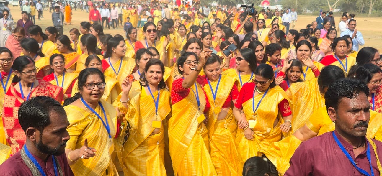 पंचकल्याणक प्रतिष्ठा के तीसरे दिन निकली शोभायात्रा