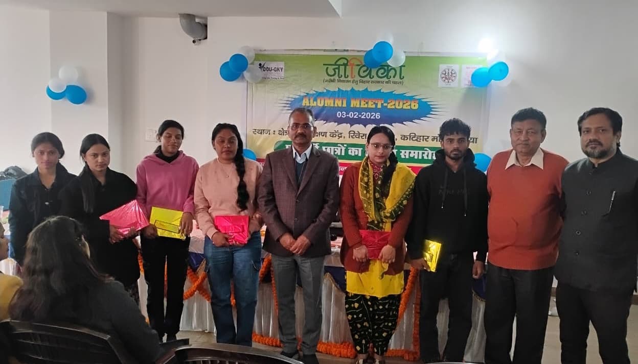 जीविका के पूर्ववर्ती छात्र मिलन समारोह में रोजगार की बात